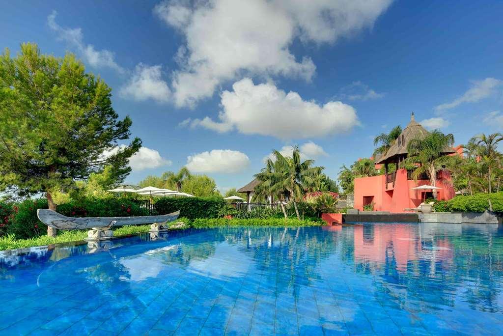 Asia Gardens Hotel & Thai Spa, A Royal Hideaway Hotel Finestrat Ανέσεις φωτογραφία The pool at the resort