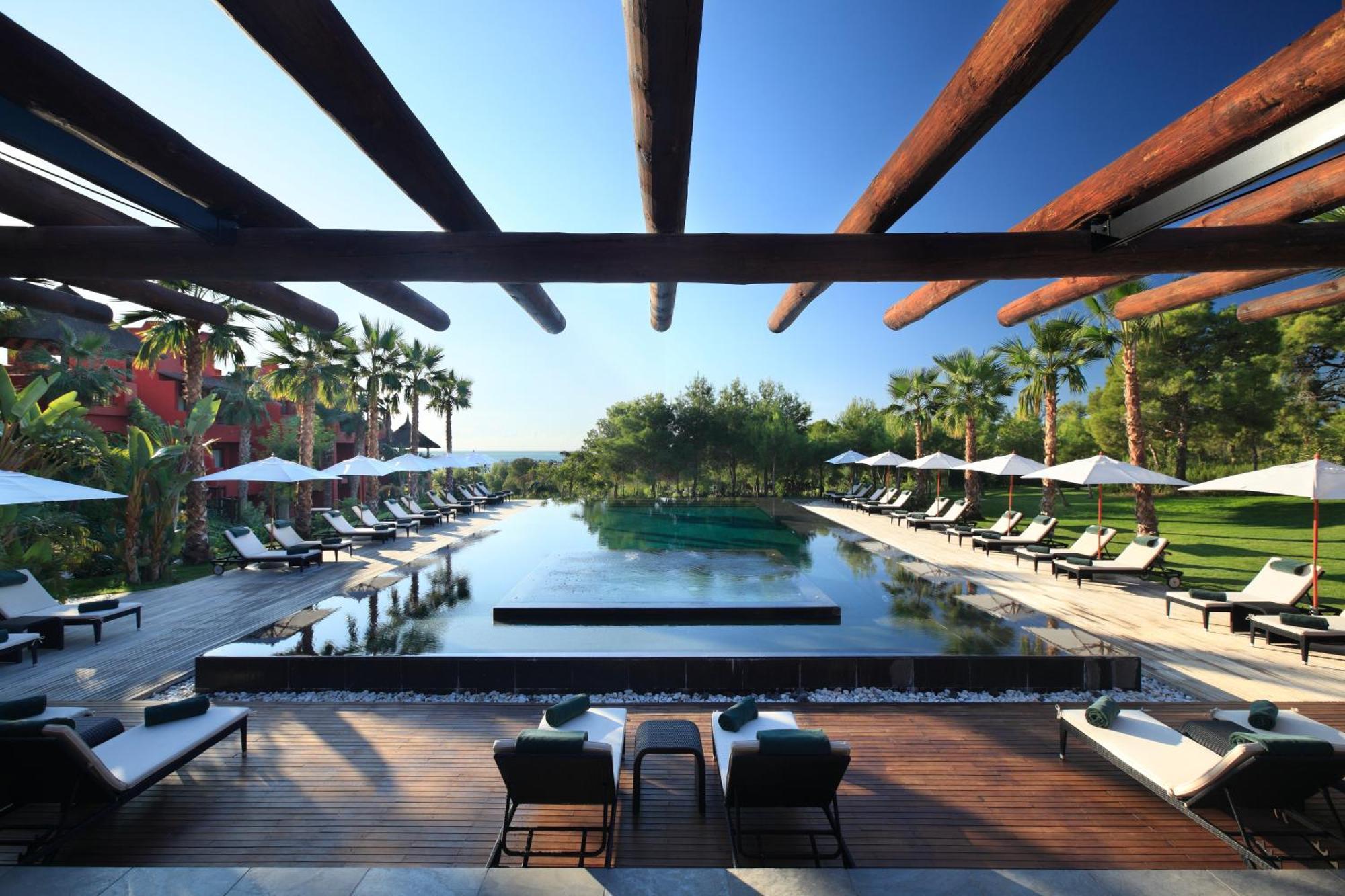 Asia Gardens Hotel & Thai Spa, A Royal Hideaway Hotel Finestrat Εξωτερικό φωτογραφία The pool at the Mandarin Oriental, Bodrum