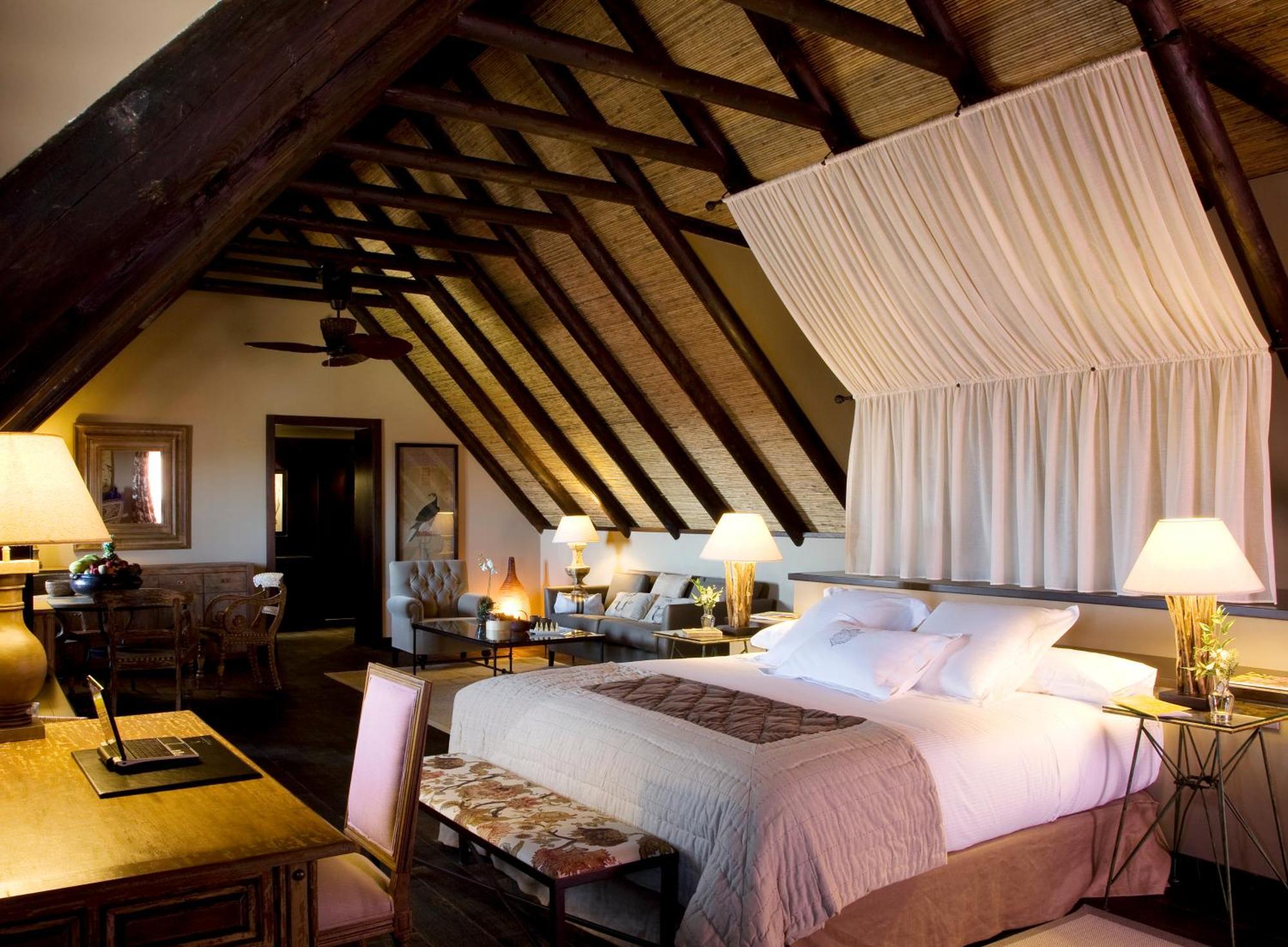 Asia Gardens Hotel & Thai Spa, A Royal Hideaway Hotel Finestrat Εξωτερικό φωτογραφία A suite at the Four Seasons Hotel