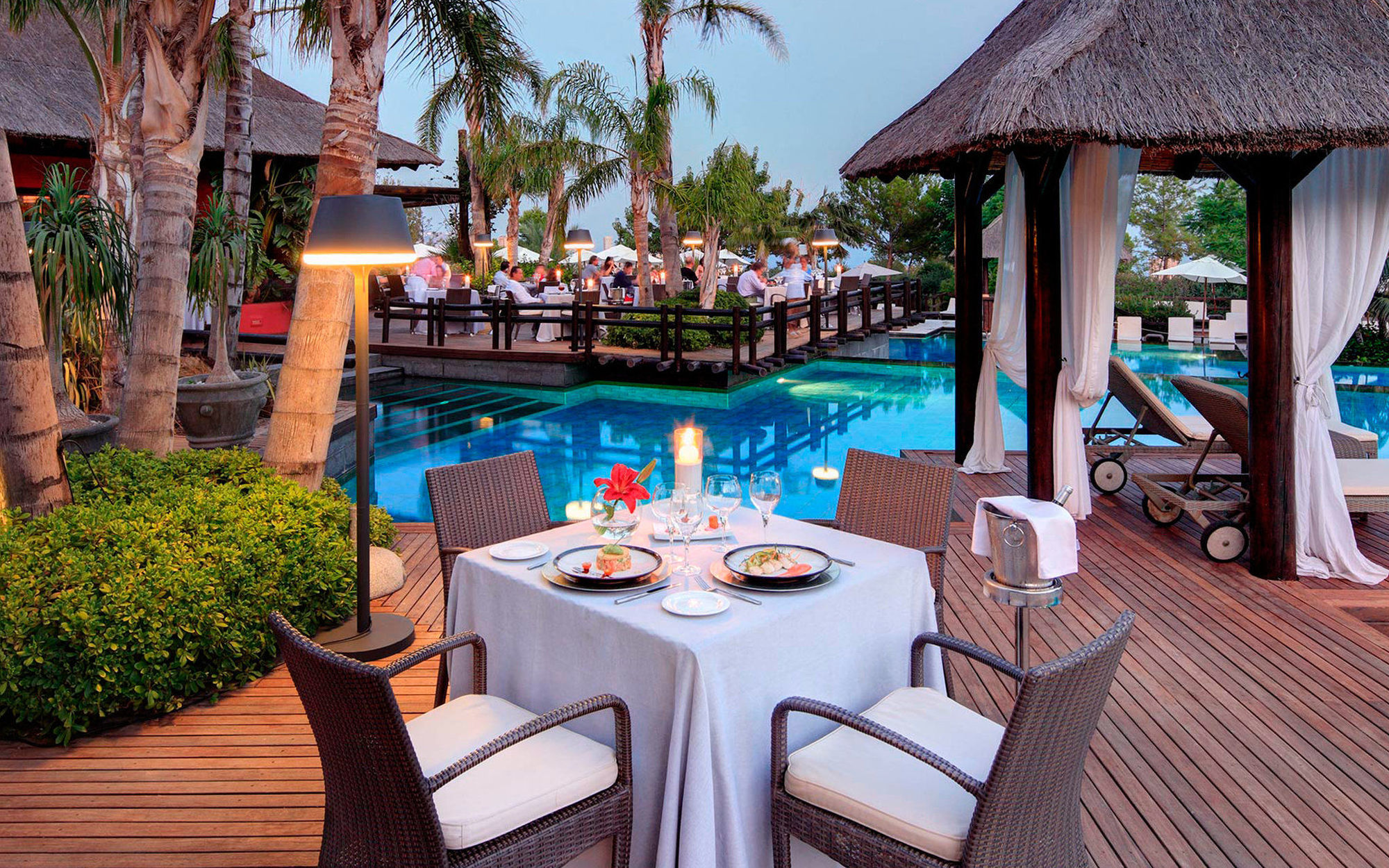 Asia Gardens Hotel & Thai Spa, A Royal Hideaway Hotel Finestrat Εστιατόριο φωτογραφία The Village