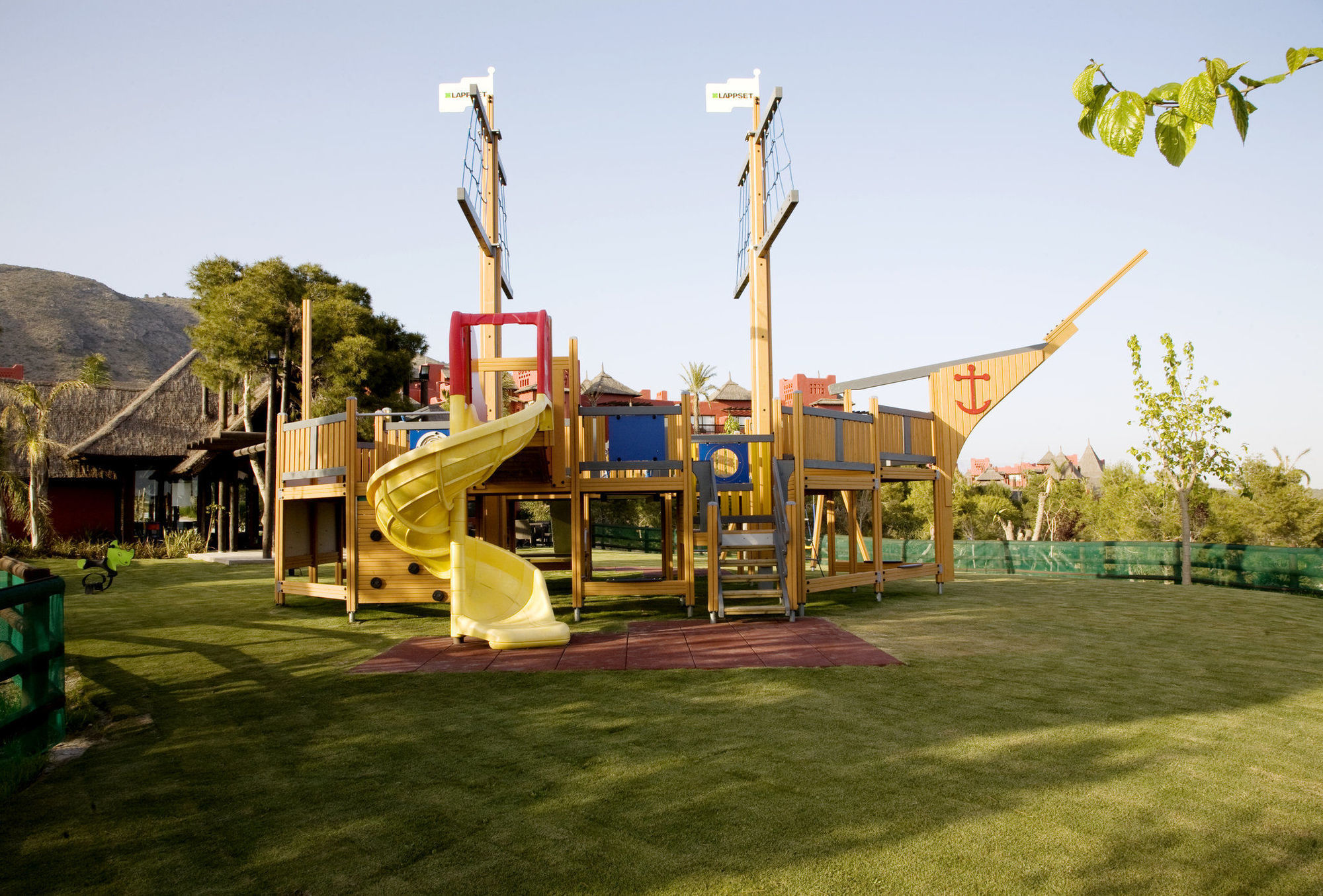 Asia Gardens Hotel & Thai Spa, A Royal Hideaway Hotel Finestrat Ανέσεις φωτογραφία Playground at the resort
