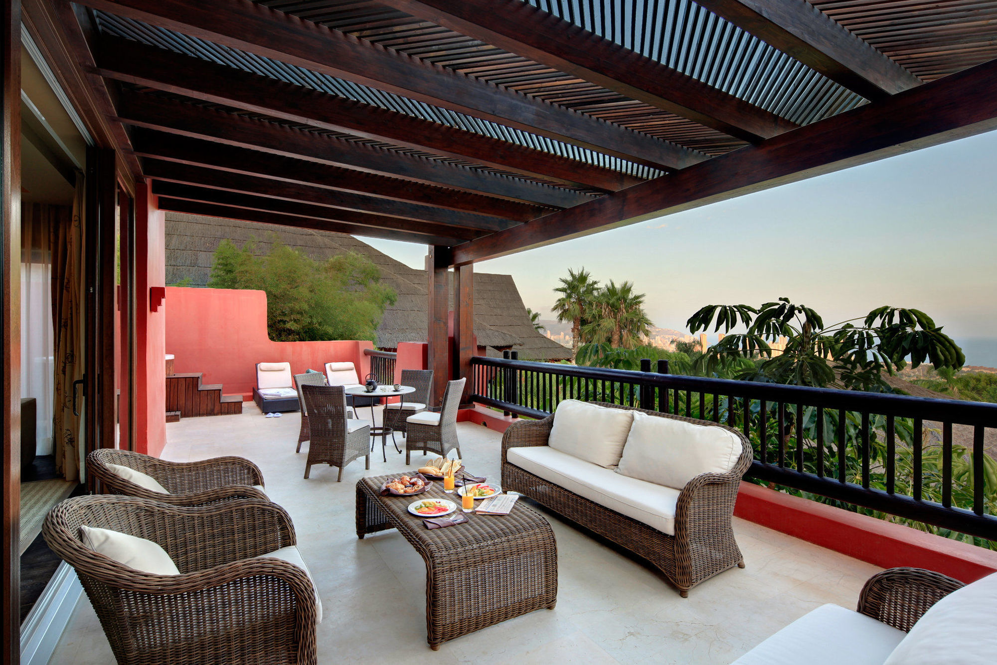 Asia Gardens Hotel & Thai Spa, A Royal Hideaway Hotel Finestrat Εξωτερικό φωτογραφία The Royal Mirage Hotel