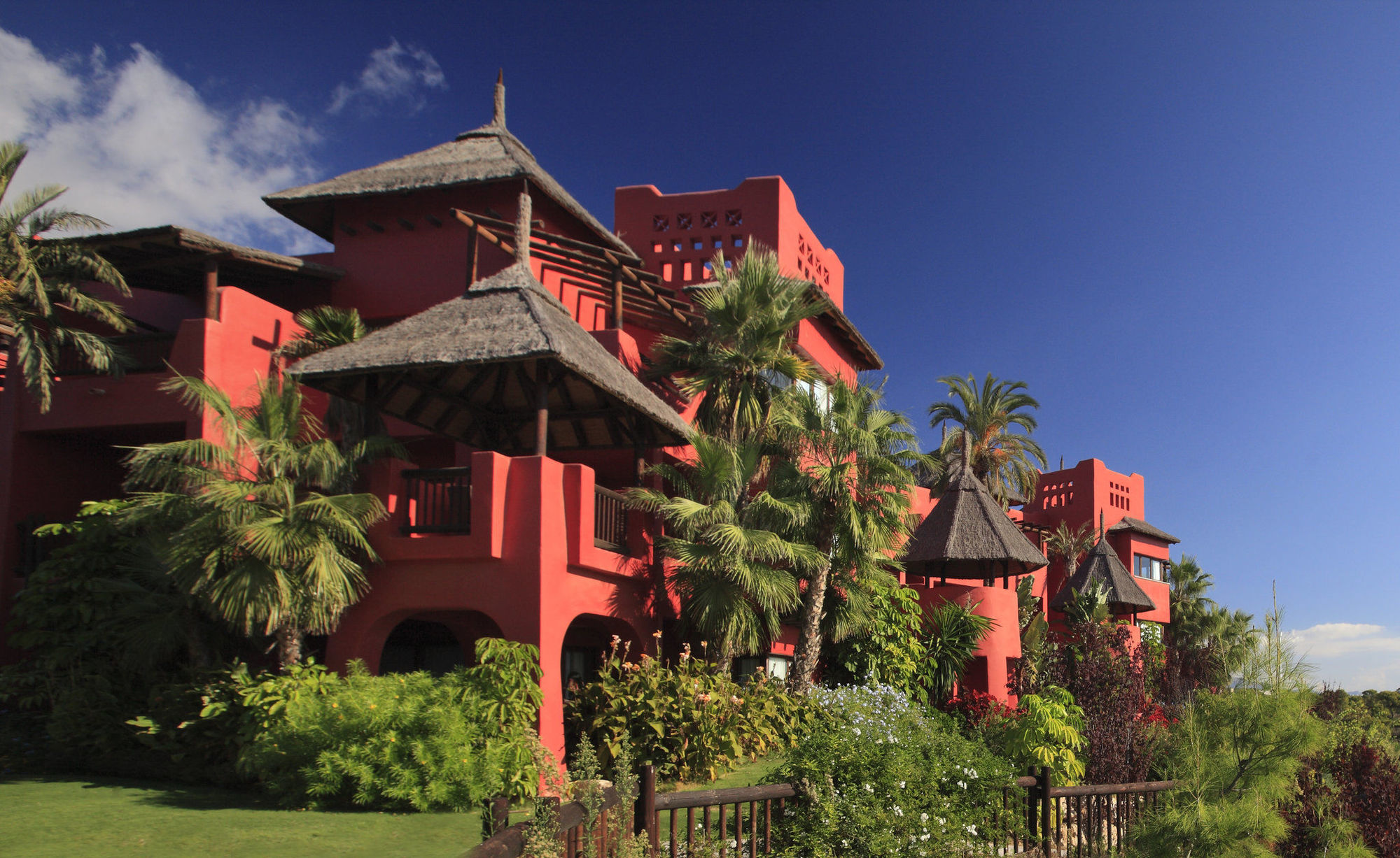 Asia Gardens Hotel & Thai Spa, A Royal Hideaway Hotel Finestrat Εξωτερικό φωτογραφία The Royal Mirage Hotel